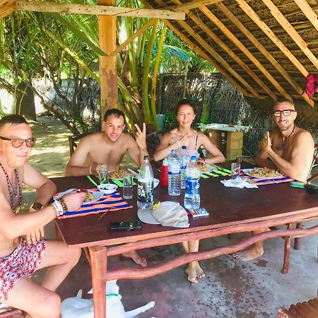 Sarada Beach Resort Yala Tissamaharama Exteriör bild