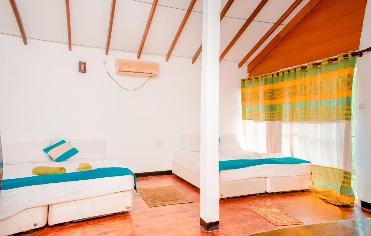 Sarada Beach Resort Yala Tissamaharama Exteriör bild