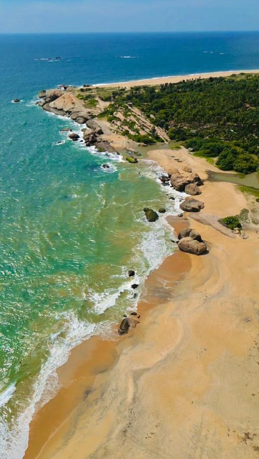 Sarada Beach Resort Yala Tissamaharama Exteriör bild